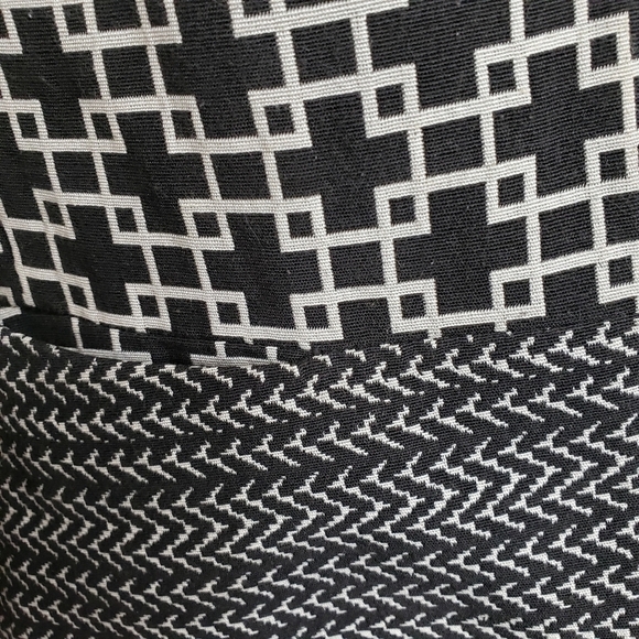 Saks Fifth Avenue Black Label Black White Geometric 2 Way Zip Jacket 4 - Picture 7 of 15